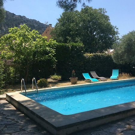 Maison Daumas Billard Français et Piscine Robion Extérieur photo